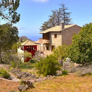 casa-rural-la-gustoza.adeje-hotels.com/