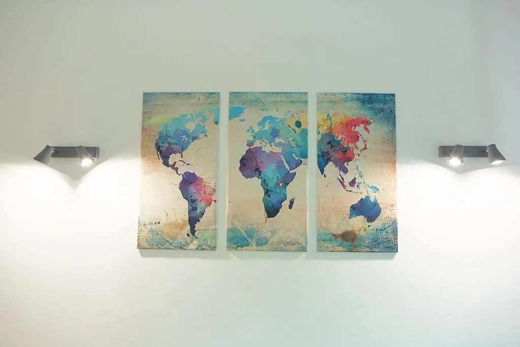 Apartamentos Momas La Casa De Mamá Málaga Spagna
