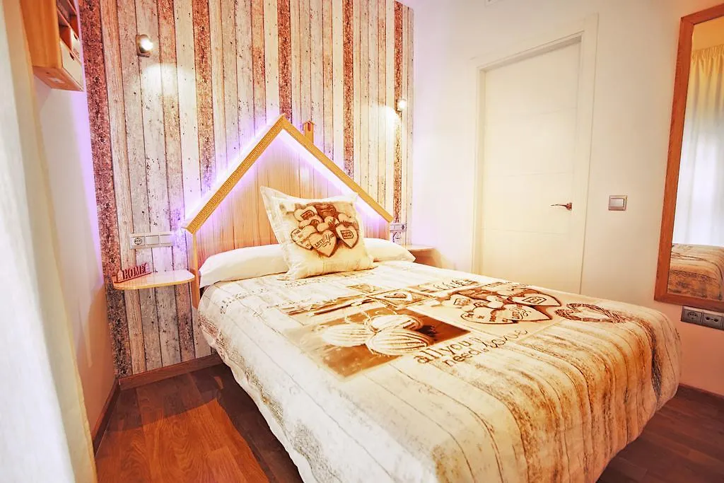 Appartamento Apartamentos Momas La Casa De Mamá Málaga