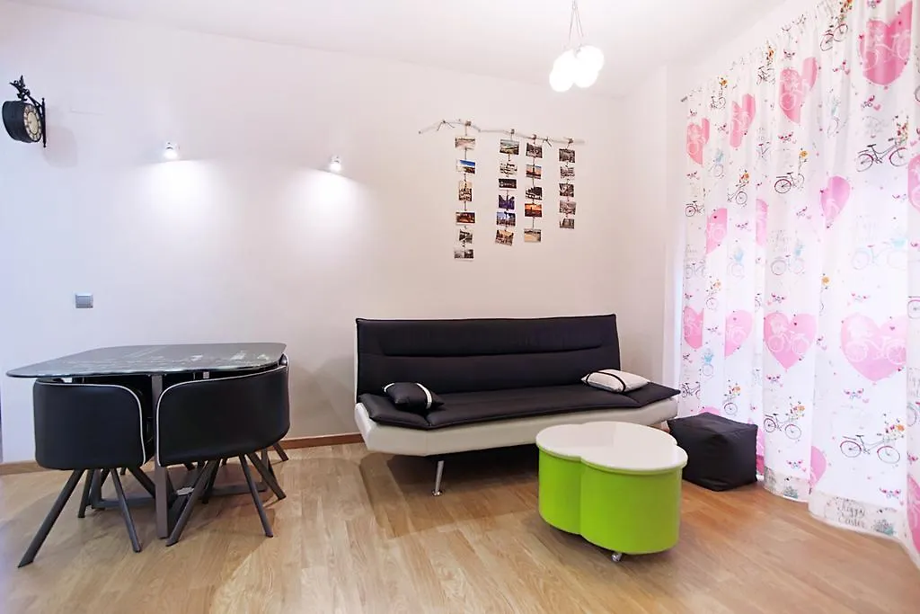 Apartamentos Momas La Casa De Mamá Málaga 0*,  Spagna