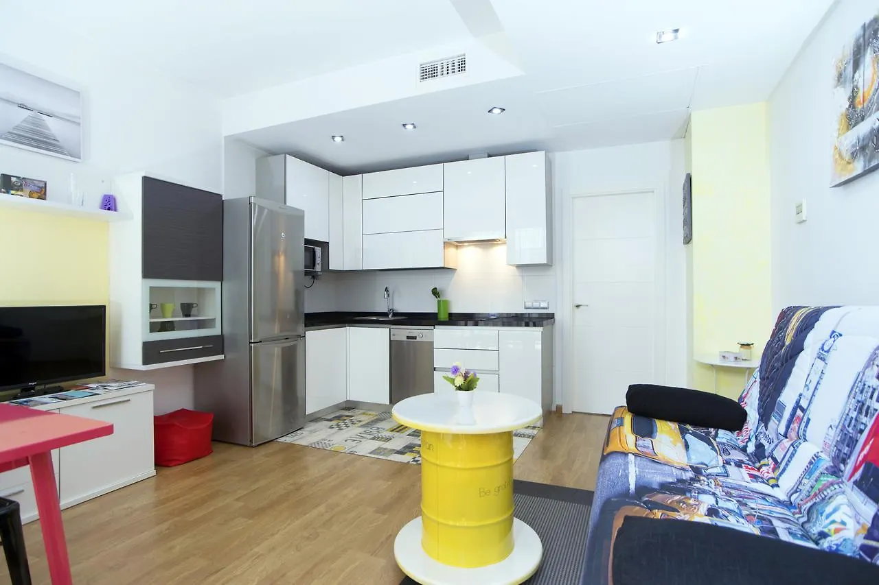 Appartamento Apartamentos Momas La Casa De Mamá Málaga